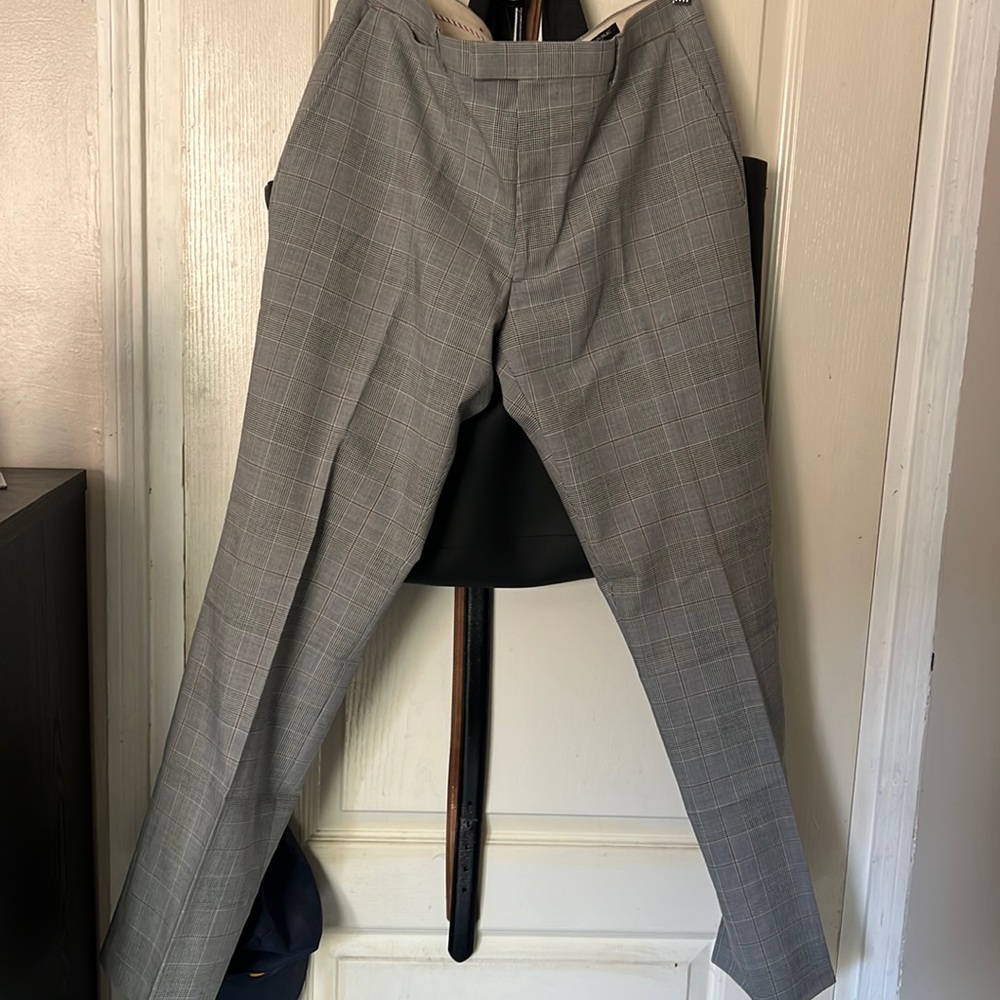 Banana Republic Grey Plaid Pleated Slack